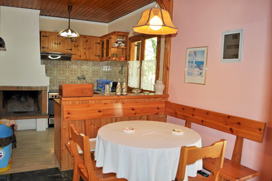 Kitchen / dining area of the cottage