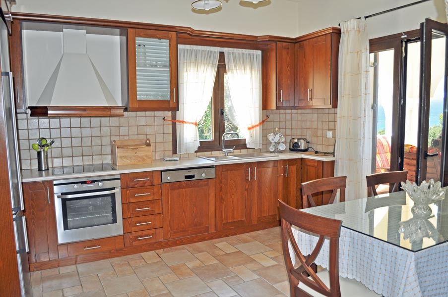 Villa Vasiliki. 1st floor - Fully equipped kitchen