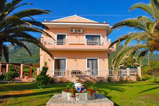 Villa “Memos” with 2 separate apartments